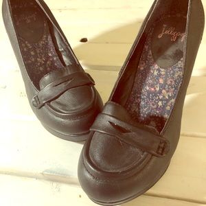 Professional Black Heals